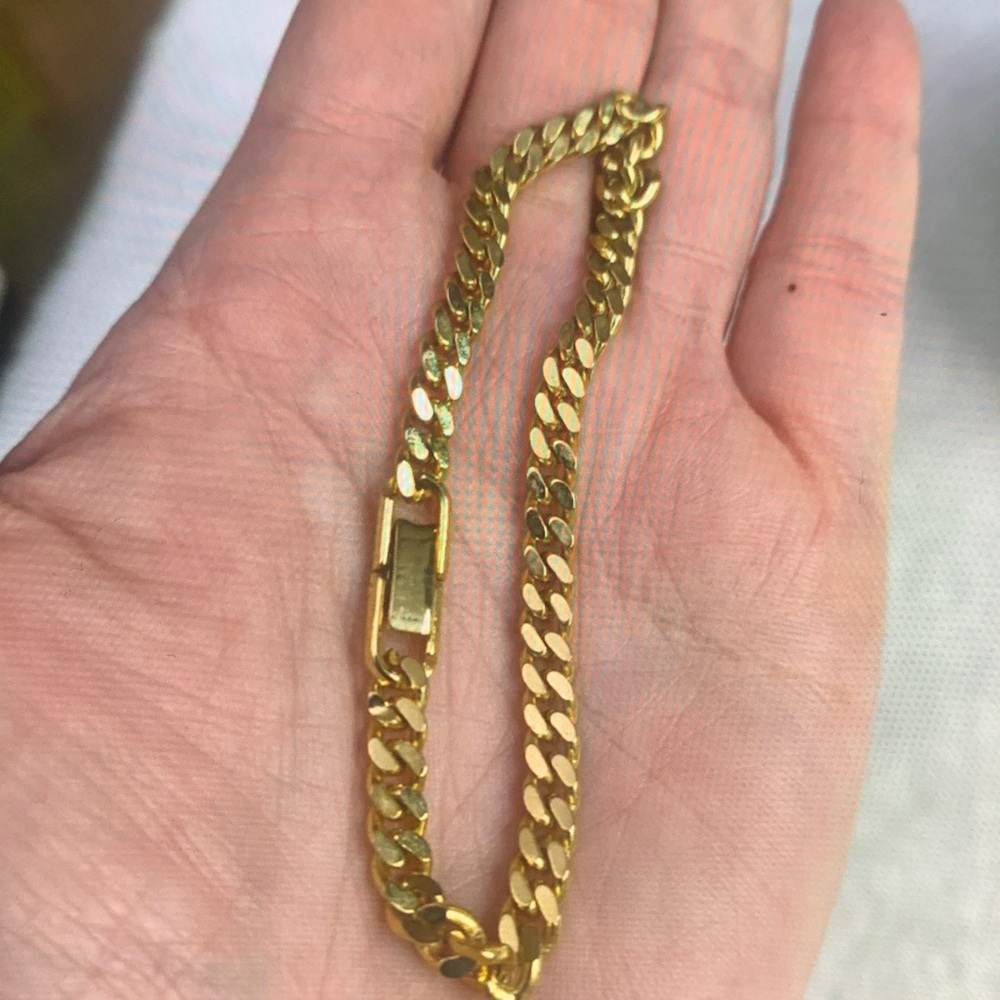 Gold Chain Bracelet - Picture 4 of 5